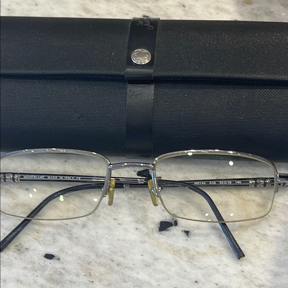 Silver Metal Frame Glasses with Black Case